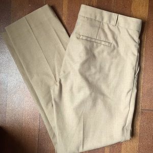 EUC Banana Republic lightweight Ryan cut khaki pants